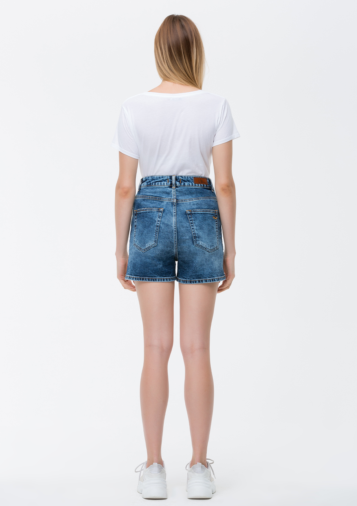 Dilya Steady Mom Short