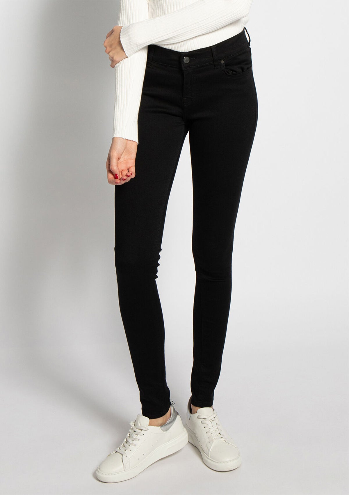 Lonia Black Mid Rise Skinny