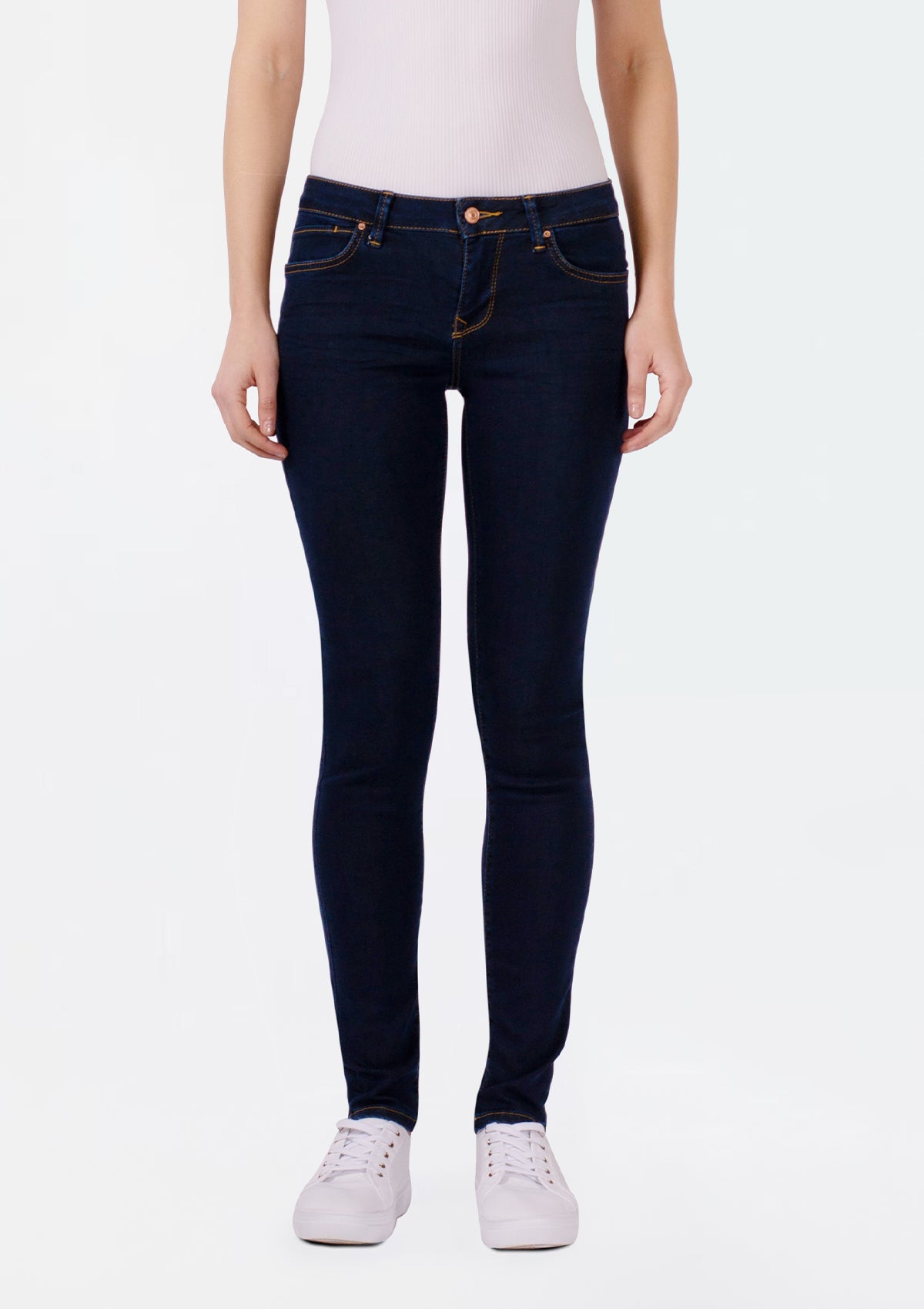 Nicole Milu Mid Rise Skinny